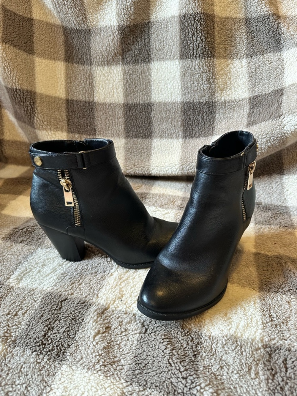 Apt. 9 Black Leather-Look Ankle Booties with Side Zipper